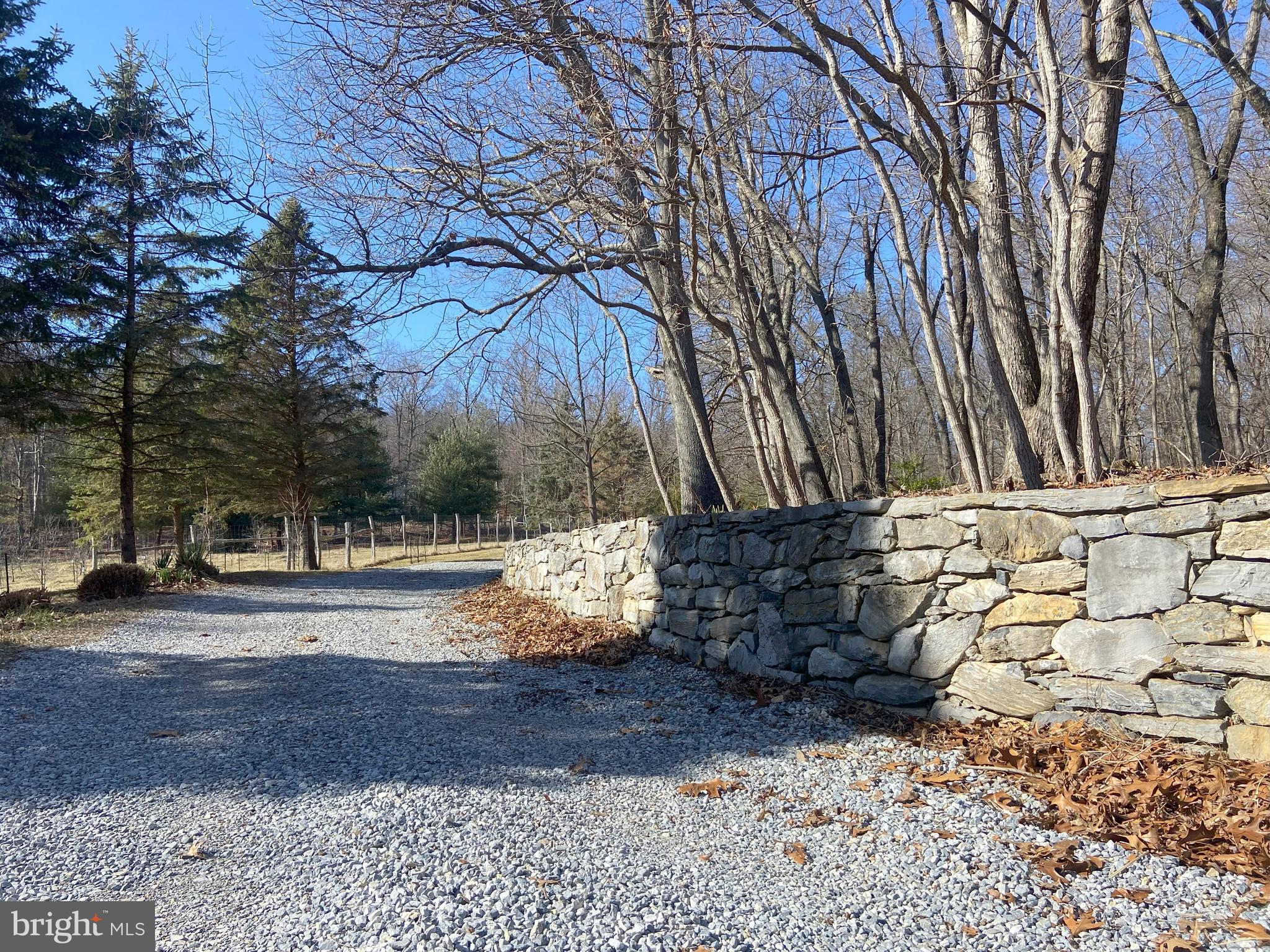 19403 Burnside Bridge Road Keedysville, MD 21756 - Photo 5 of 64 Front Driveway