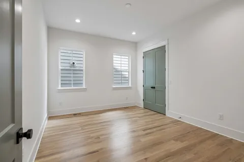 $1,250,000 | 2434 B Chapman Drive, Nashville, TN 37206