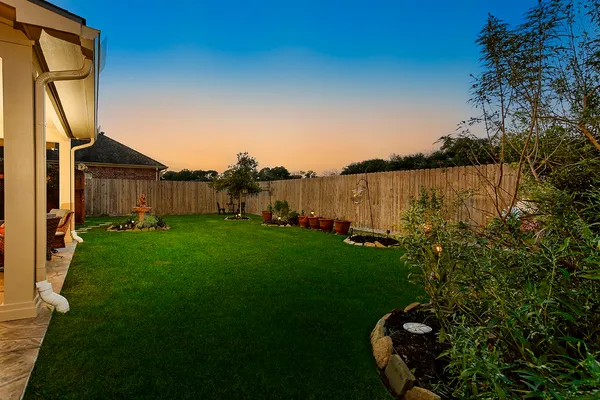 $399,700 | 610 Manchester Trail Drive, Spring, TX 77373