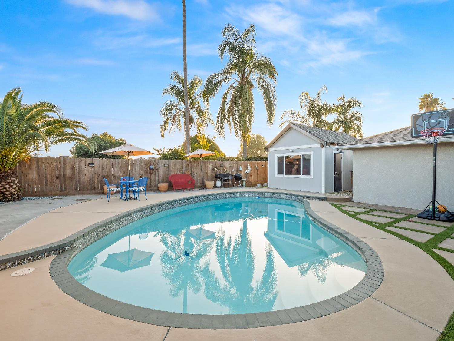 3279 West Rialto Avenue Fresno, CA 93722 - Photo 24 of 30