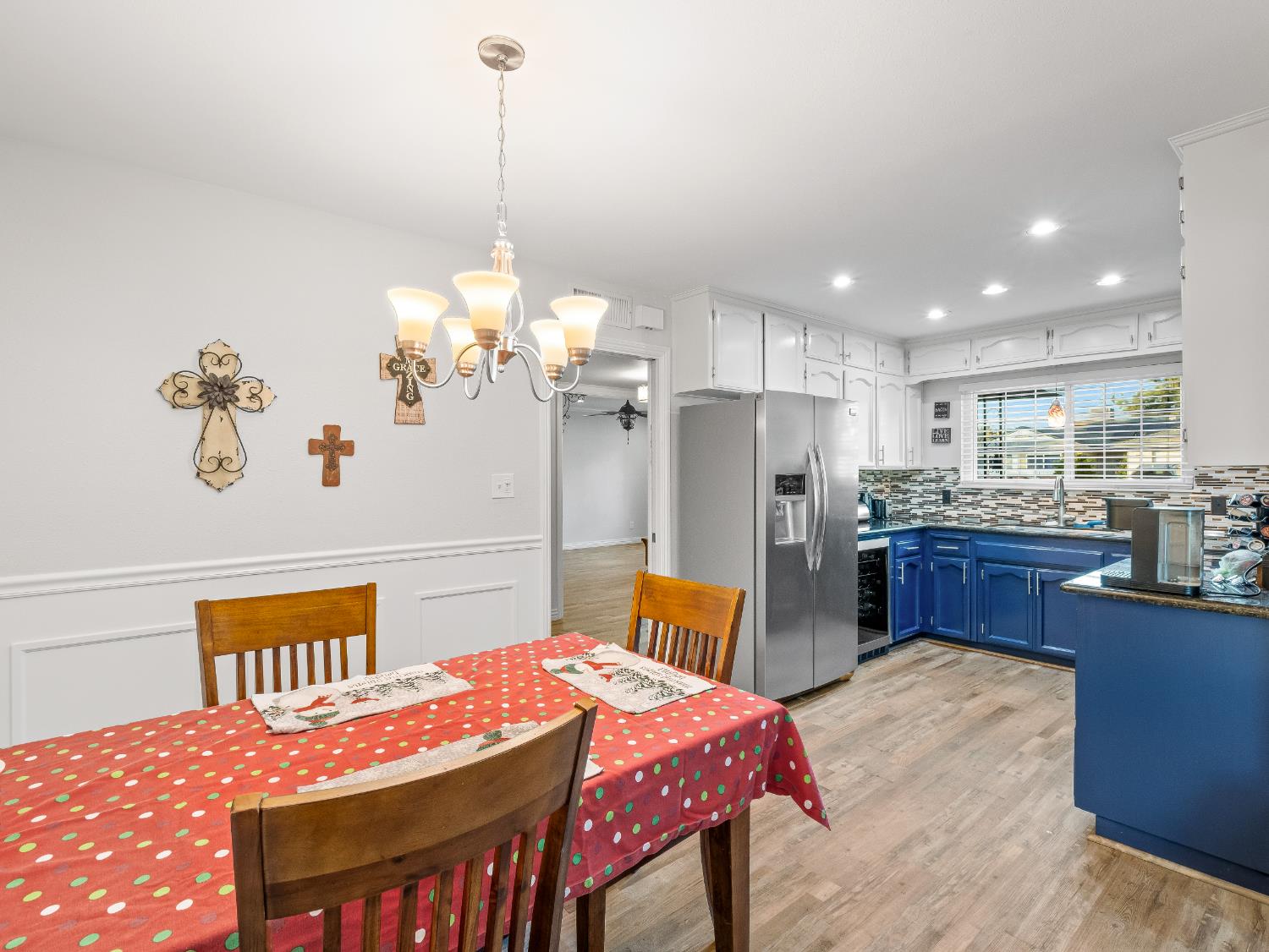 3279 West Rialto Avenue Fresno, CA 93722 - Photo 9 of 30