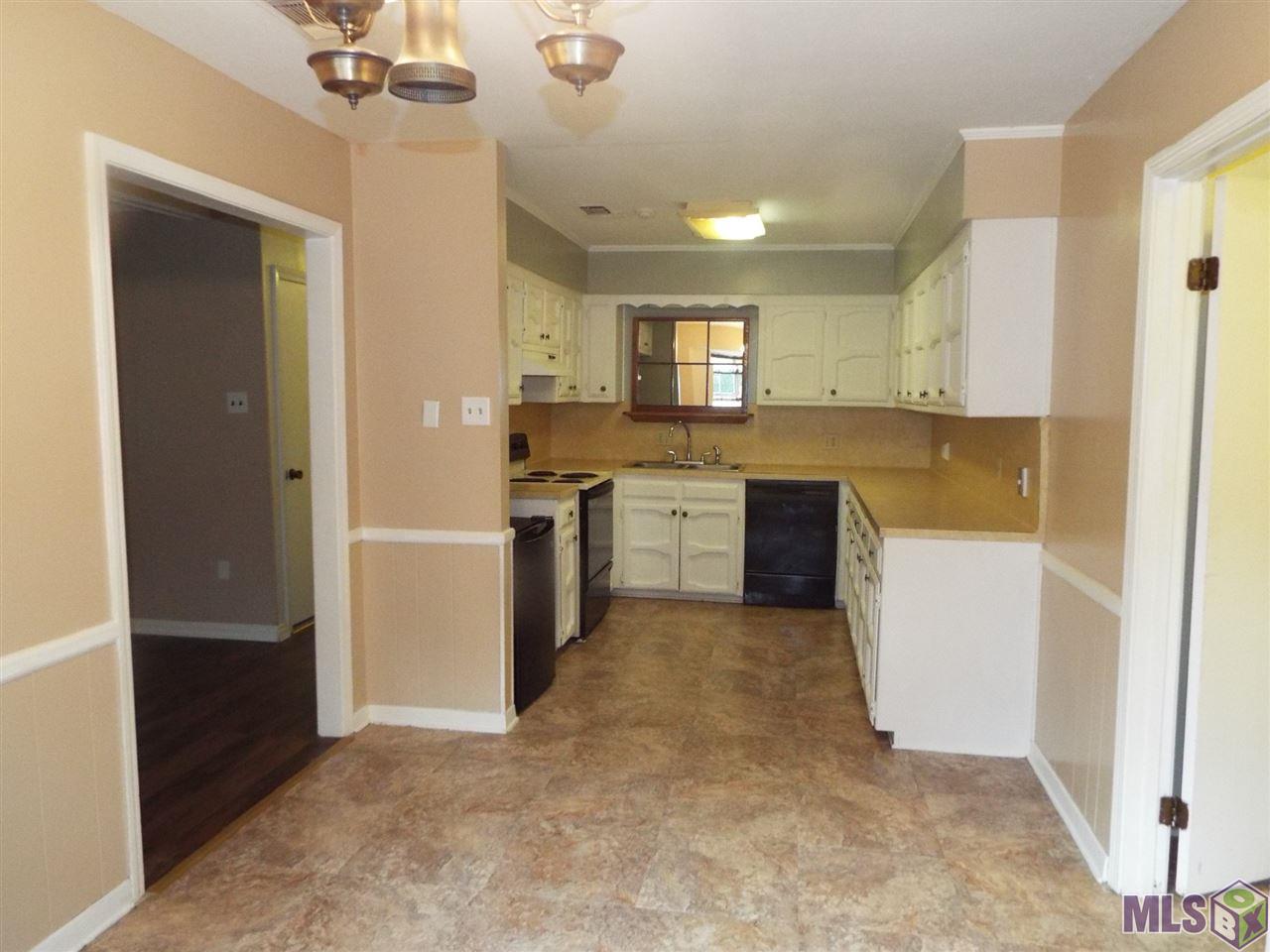 14909 Colonel Allen Court Baton Rouge, LA 70816 - Photo 3 of 14 Gallery Image 3