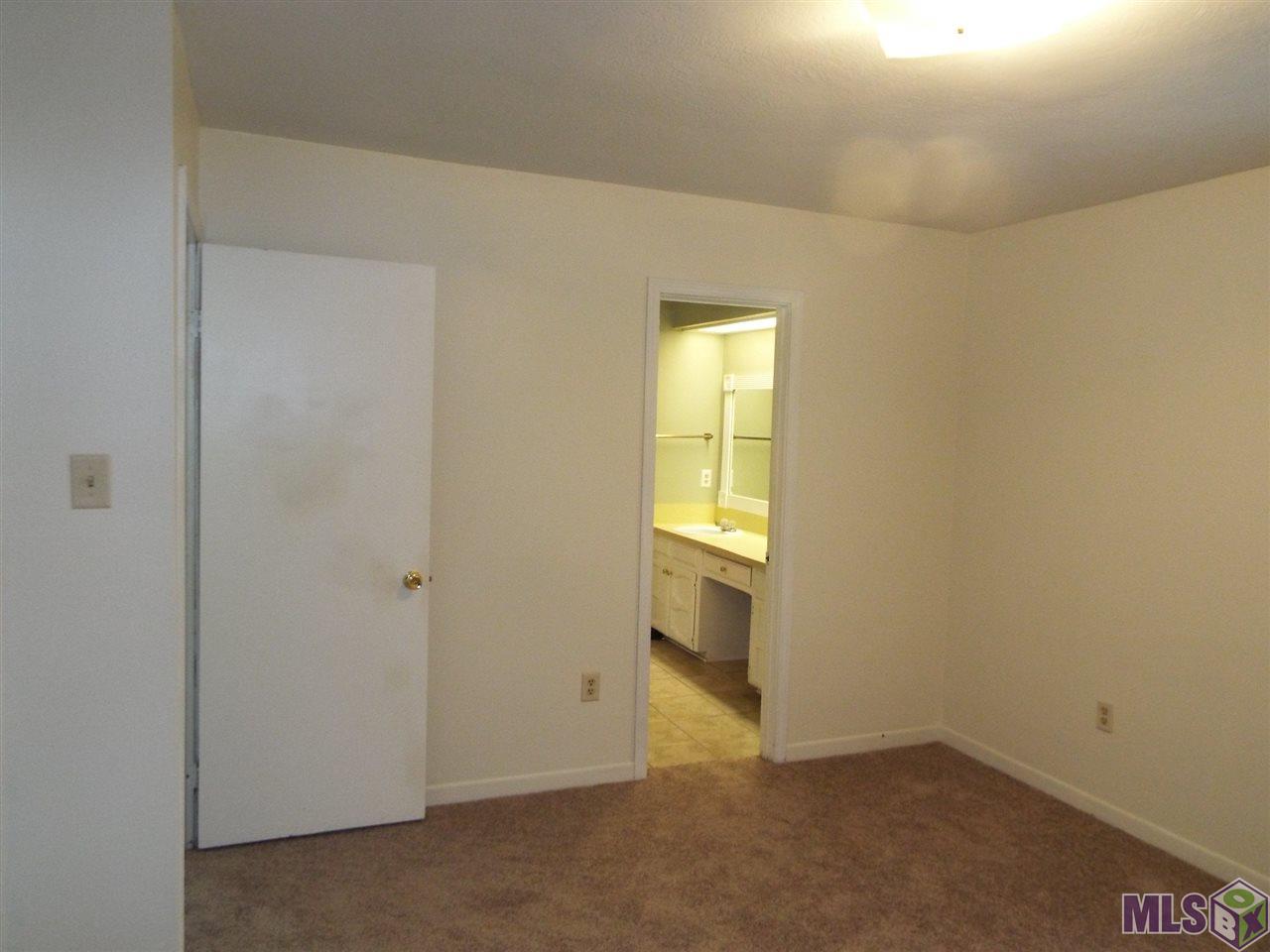 14909 Colonel Allen Court Baton Rouge, LA 70816 - Photo 8 of 14 Gallery Image 8