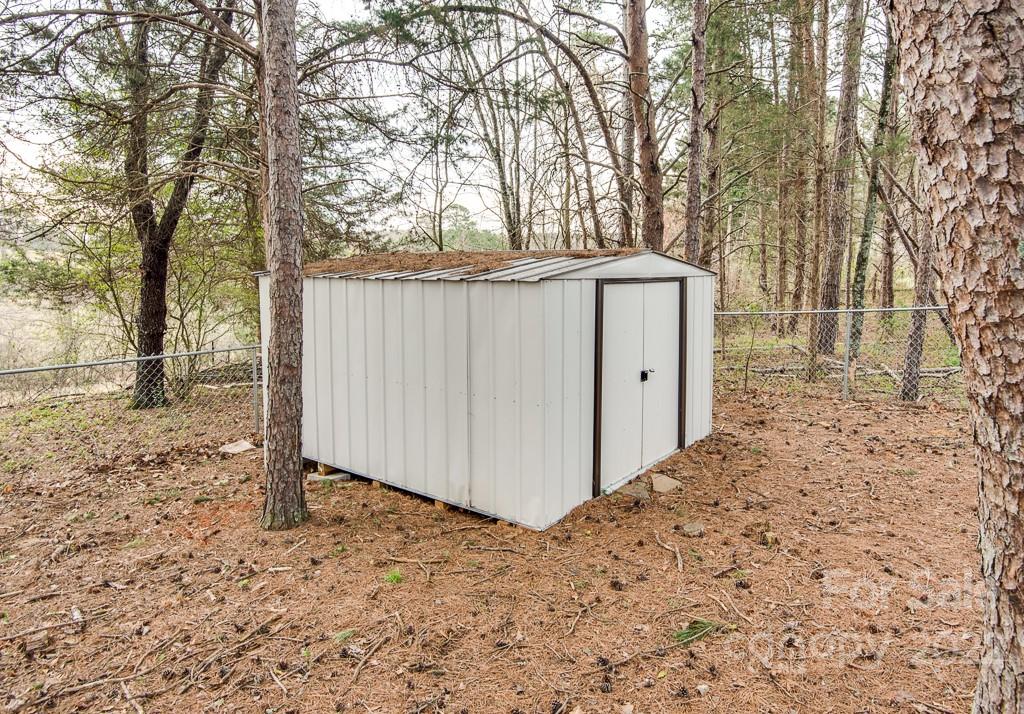 4928 Tumbling Creek Road Conover, NC 28613 - Photo 34 of 37 Gallery Image 34