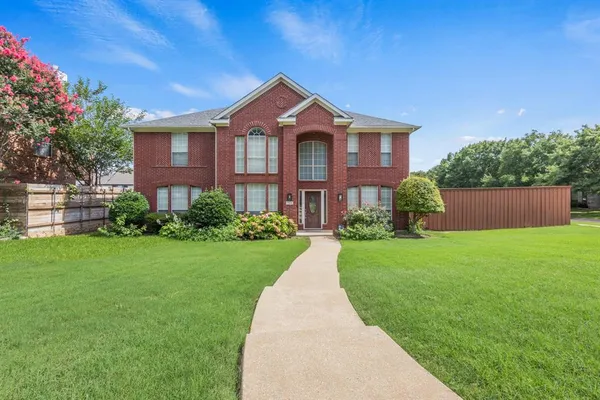 $3,000 | 724 Pine Lakes Drive, Plano, TX 75025
