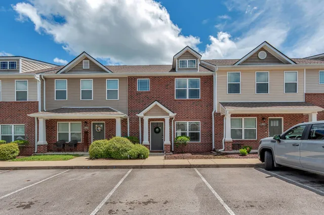 $288,000 | 4004 Currant Court, Spring Hill, TN 37174