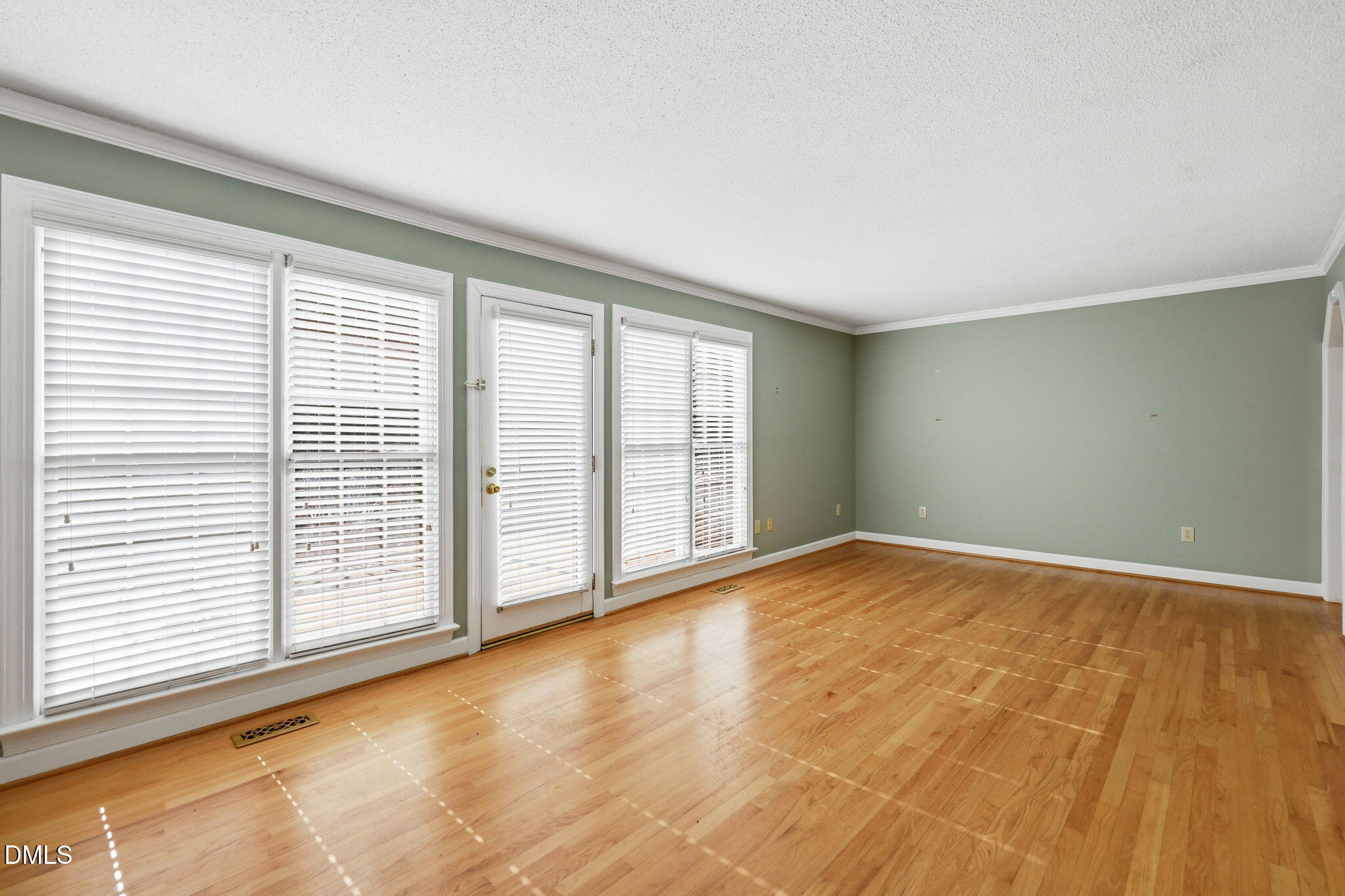 512 Gardner Street Raleigh, NC 27607 - Photo 28 of 56