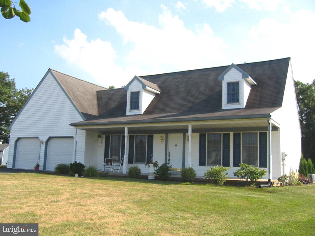 279 Raspberry Road Leola, PA 17540 - Photo 2 of 12 Gallery Image 2