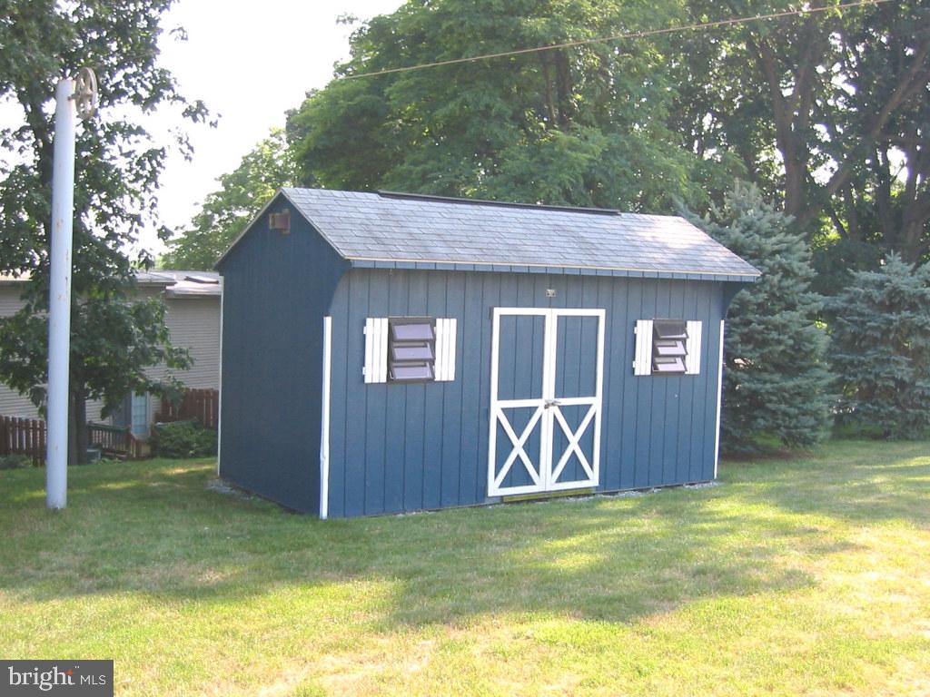 279 Raspberry Road Leola, PA 17540 - Photo 6 of 12 Gallery Image 6