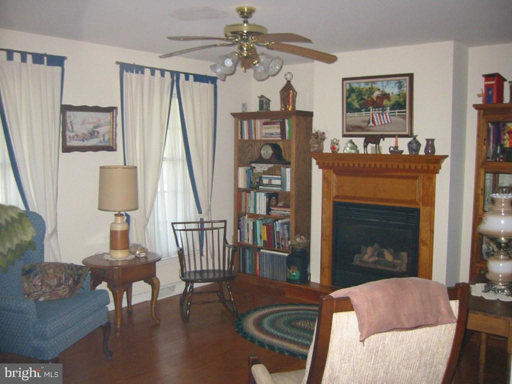 279 Raspberry Road Leola, PA 17540 - Photo 7 of 12 Gallery Image 7