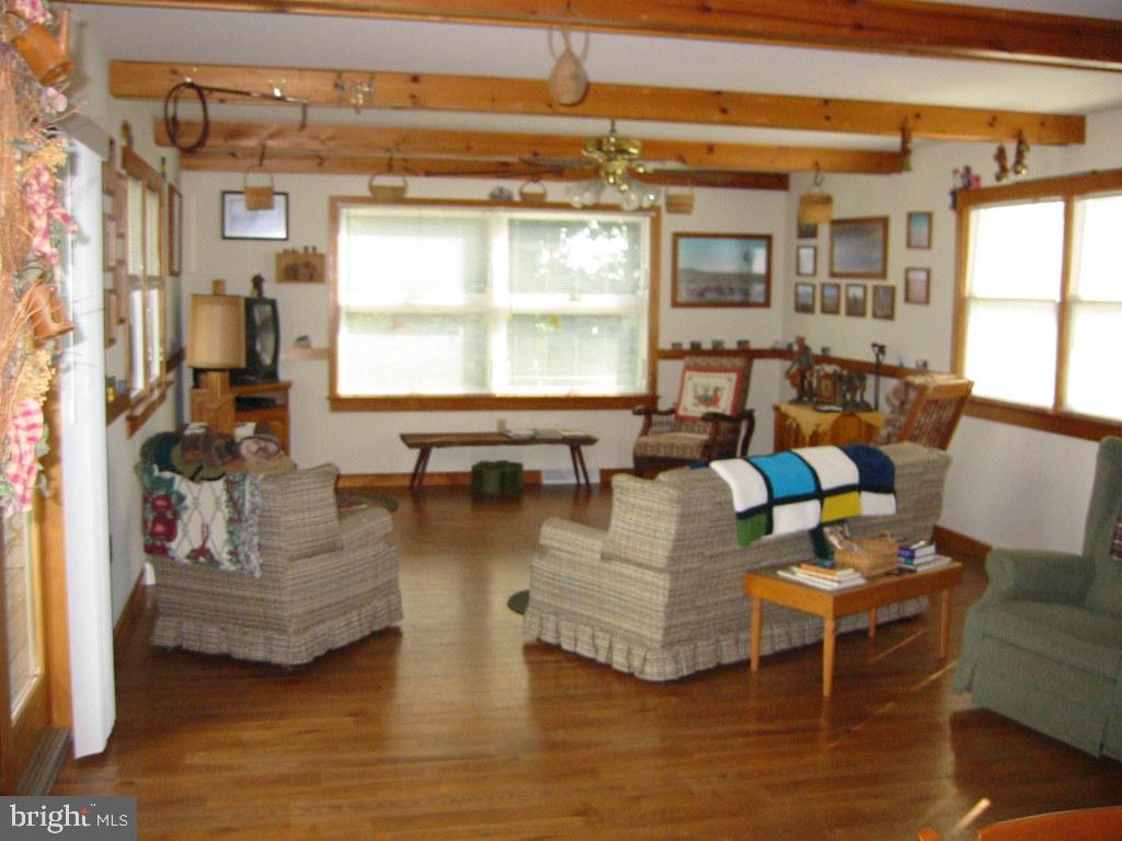 279 Raspberry Road Leola, PA 17540 - Photo 8 of 12 Gallery Image 8