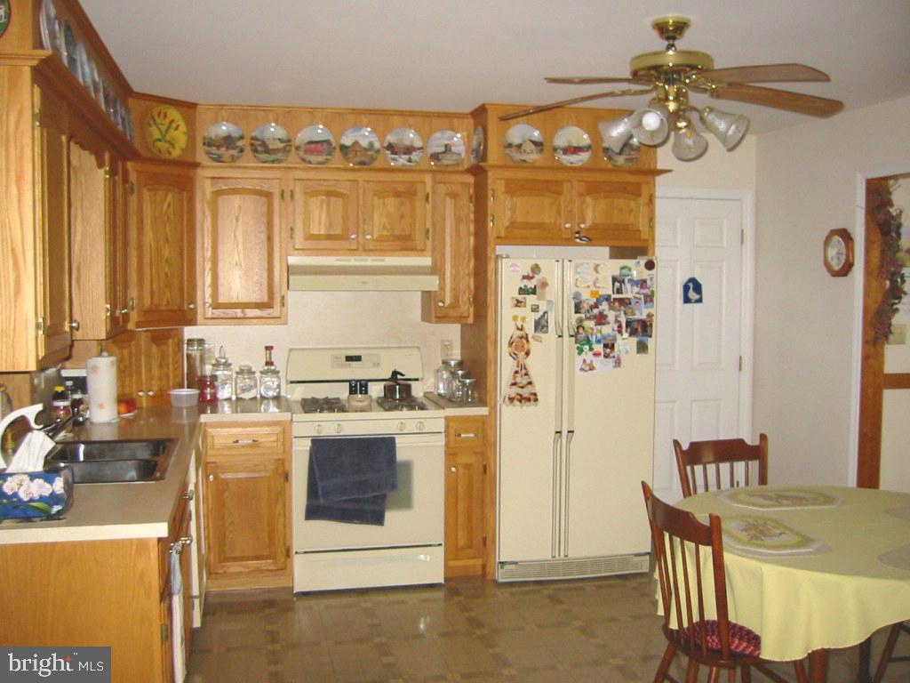 279 Raspberry Road Leola, PA 17540 - Photo 9 of 12 Gallery Image 9