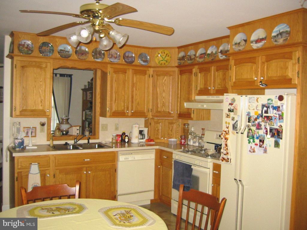 279 Raspberry Road Leola, PA 17540 - Photo 10 of 12 Gallery Image 10