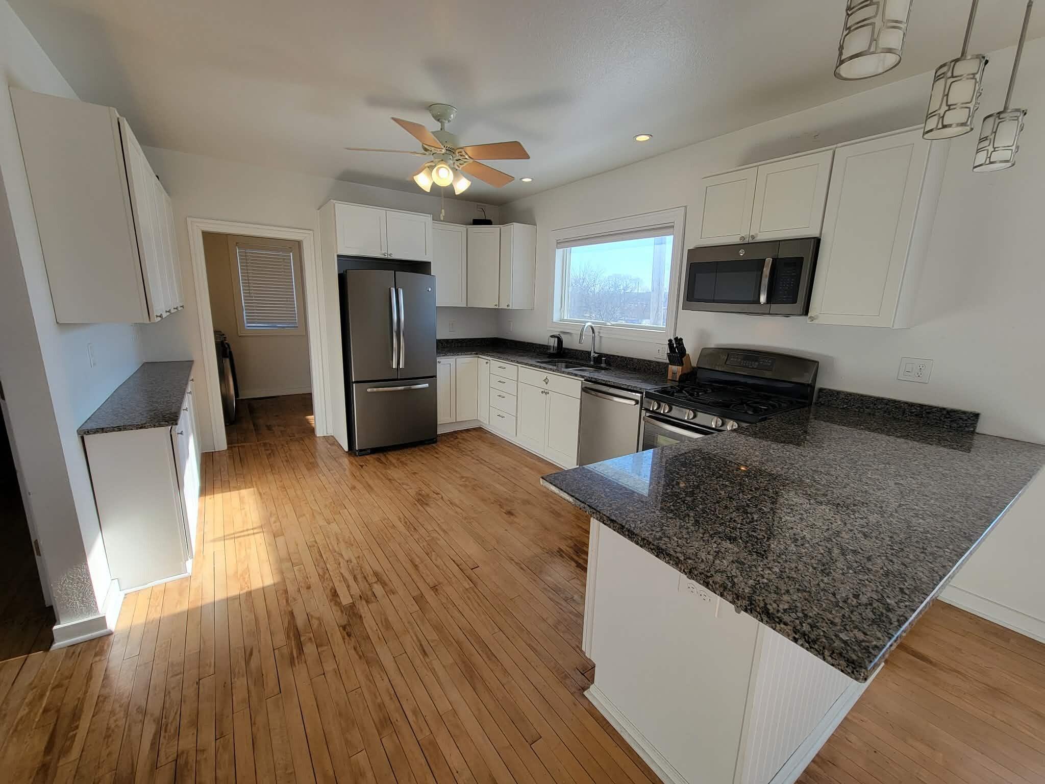 122 West Maple Street Milwaukee, WI 53204 - Photo 14 of 65 4f4f05ee-f296-4b7f-a769-8b39a5ed9a30