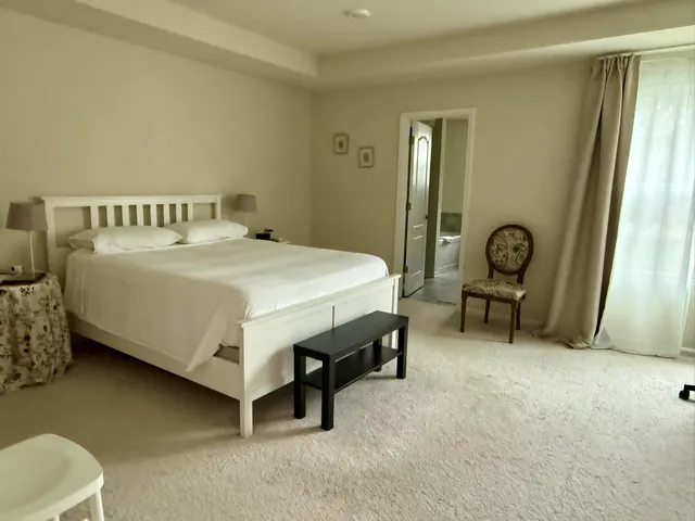 $3,200 | 22478 Woodbridge Lane, Novi, MI 48375