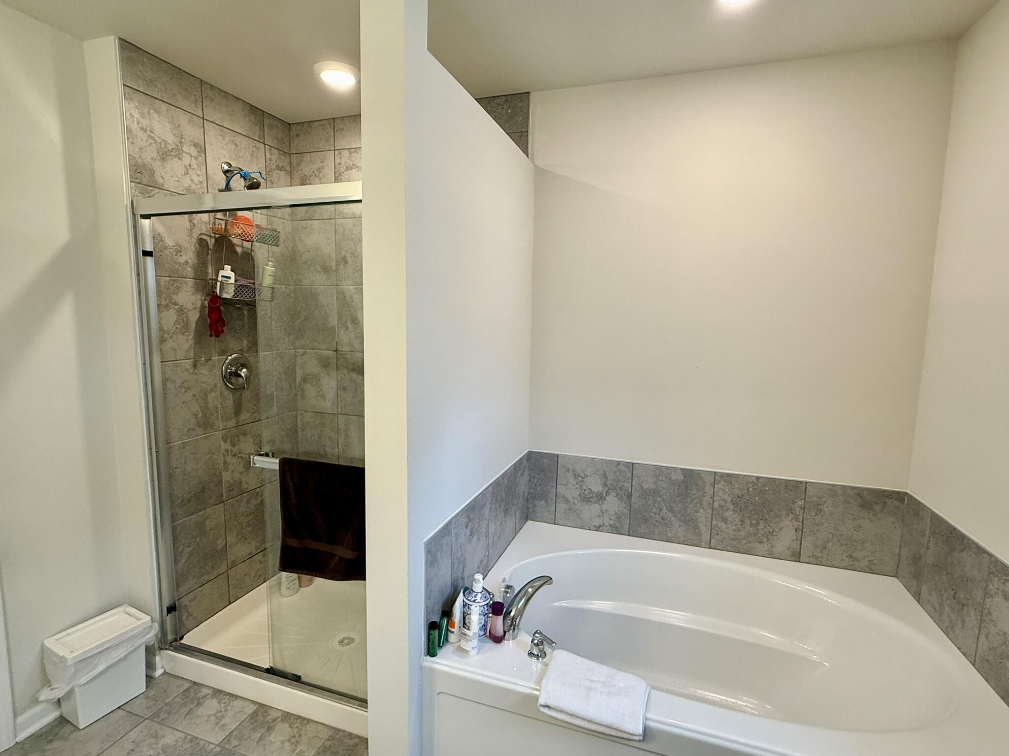 22478 Woodbridge Lane Novi, MI 48375 - Photo 23 of 30 24