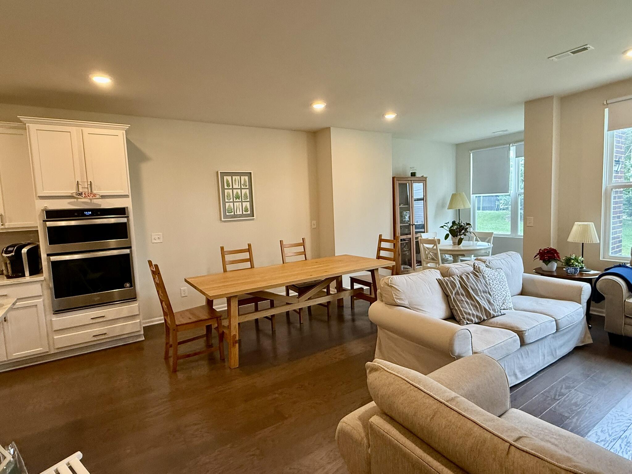 22478 Woodbridge Lane Novi, MI 48375 - Photo 8 of 30 8