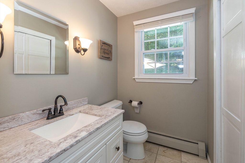 102 A Nashua Road Pepperell, MA 01463 - Photo 9 of 42