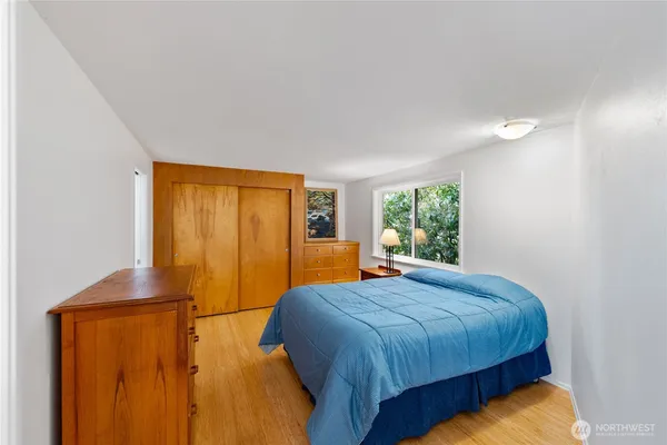 $600,000 | 16005 Laconner Whitney Road, La Conner, WA 98257