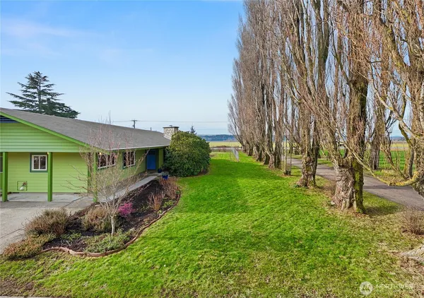 $600,000 | 16005 Laconner Whitney Road, La Conner, WA 98257