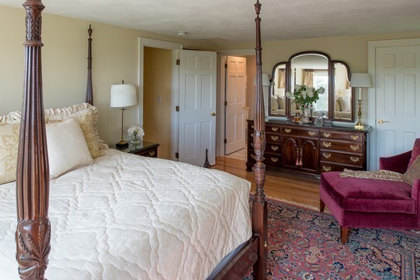 36 Crestwood Road Marblehead, MA 01945 - Photo 12 of 30 Gallery Image 12