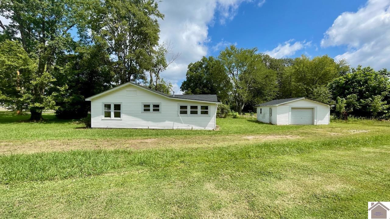 3810 Old Mayfield Road Paducah, KY 42003 - Photo 4 of 18 Photo 4