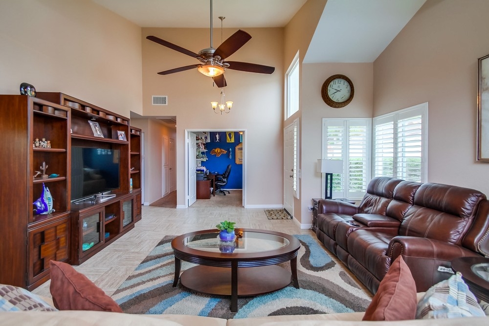 8920 Circle R View Lane Escondido, CA 92026 - Photo 4 of 25