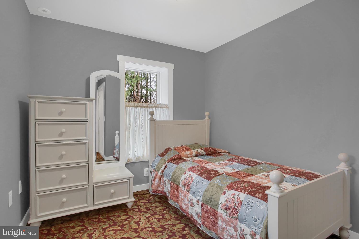 534 Mountain Road Boiling Springs, PA 17007 - Photo 24 of 34 Gallery Image 24