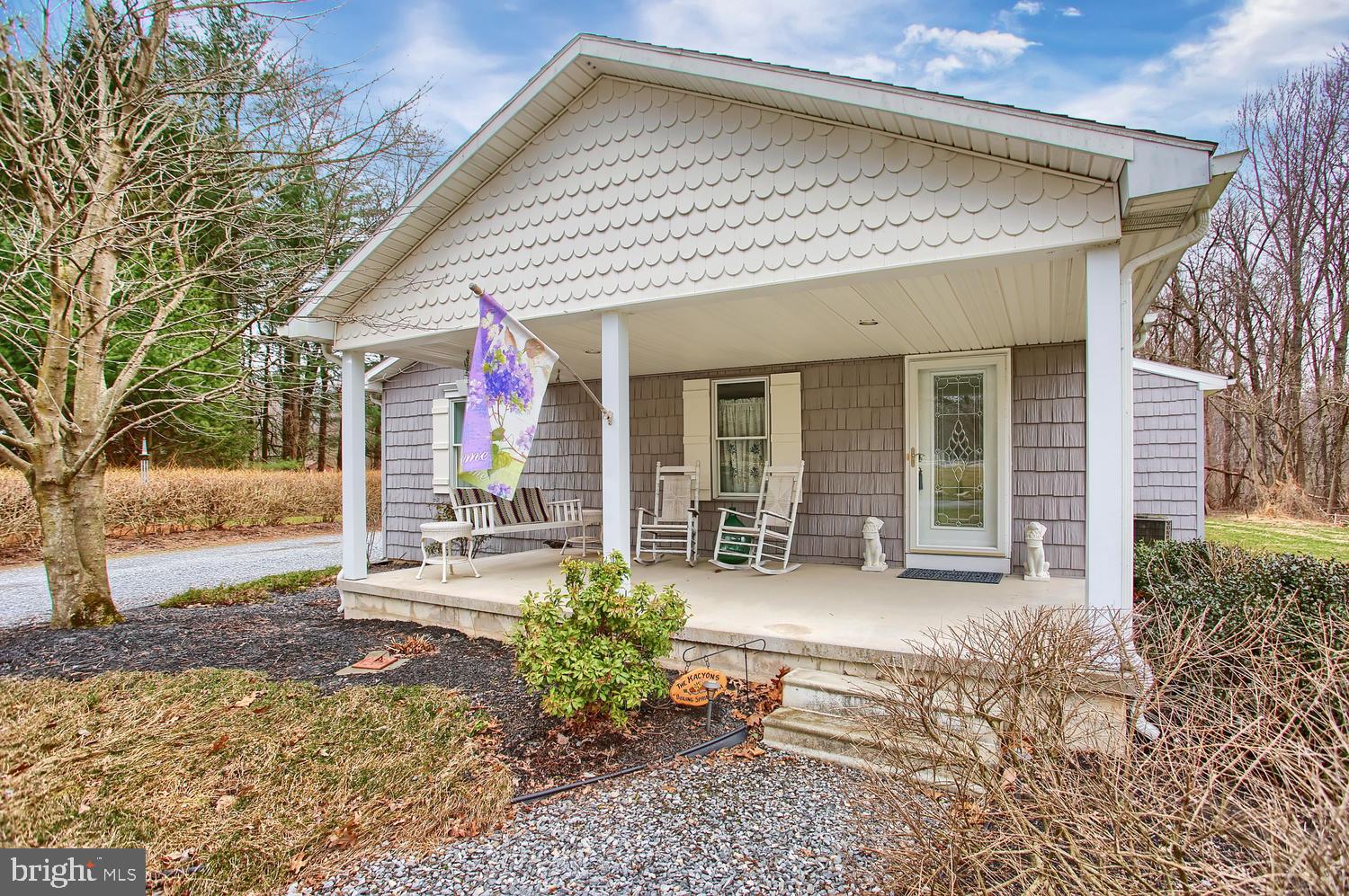 534 Mountain Road Boiling Springs, PA 17007 - Photo 4 of 34 Gallery Image 4