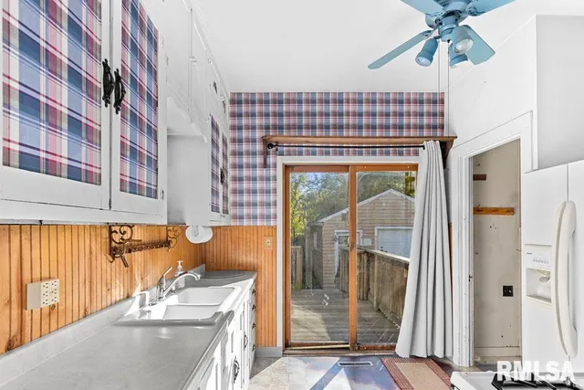 $62,000 | 1106 West Gift Avenue, Peoria, IL 61604