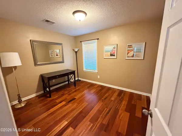 $299,900 | 112 Forked Creek Parkway, Hernando, MS 38632