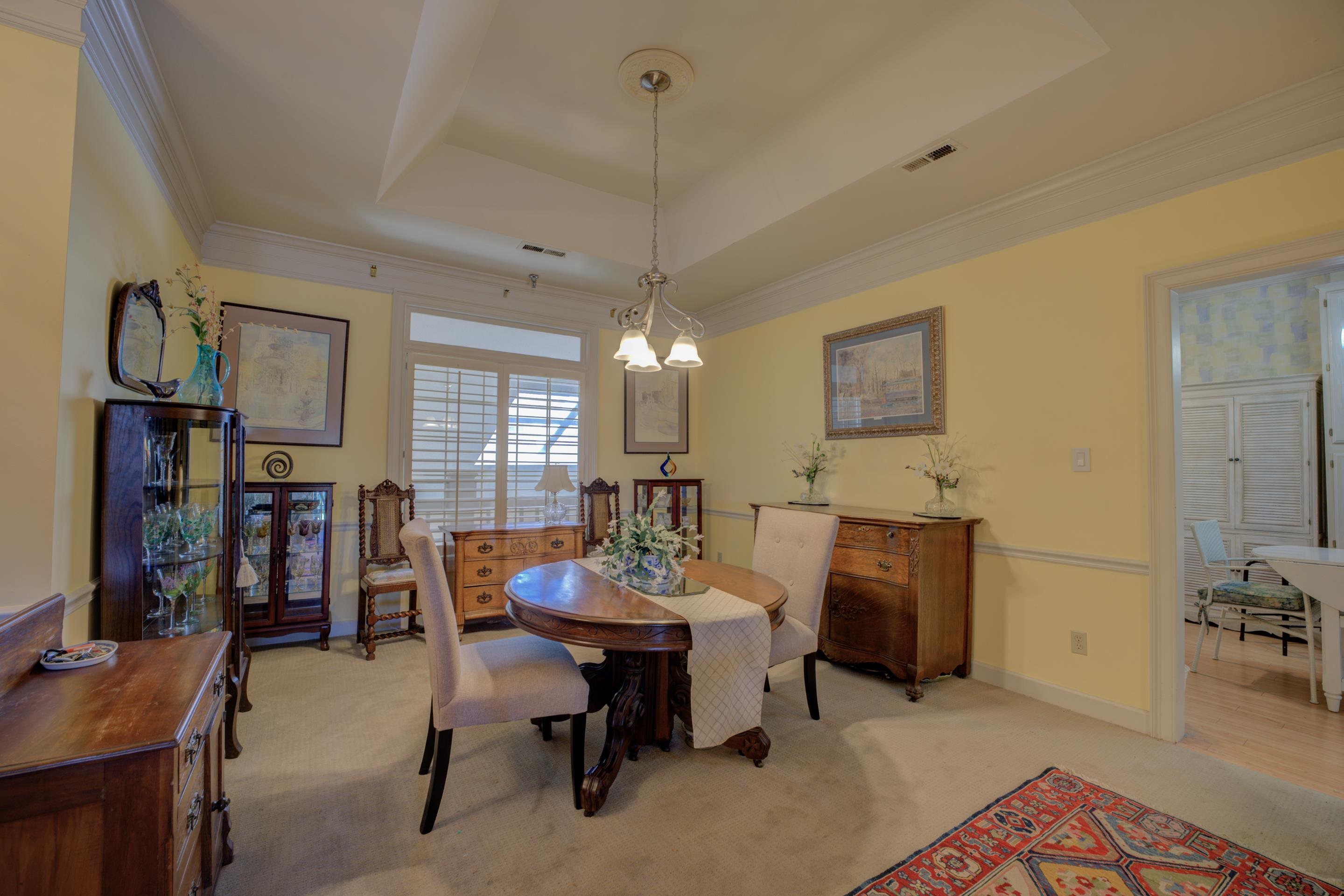 405 South Perkins Road, Unit 450 Memphis, TN 38117 - Photo 2 of 28 a view of a dining room with furniture