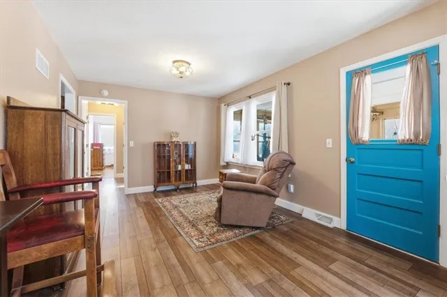 $280,000 | 205 West Olive Street, Raymore, MO 64083