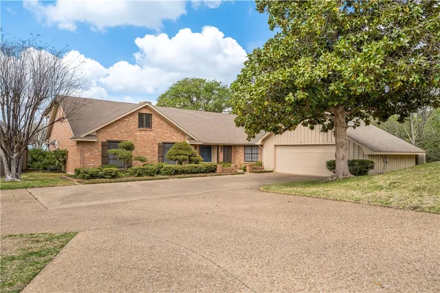 $875,000 | 3709 Windmill Hill Street, Waco, TX 76710