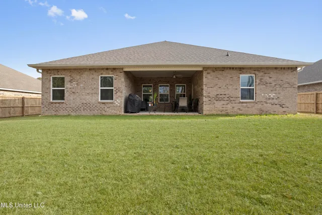 $2,600 | 11672 Talla Drive, Ocean Springs, MS 39564