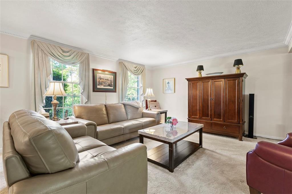 99 Walnut Drive McKees Rocks, PA 15136 - Photo 7 of 50 a living room with furniture and a window
