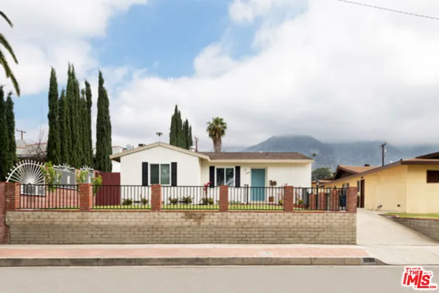 $2,295 | 1789 1/2 Atchison Street, Pasadena, CA 91104