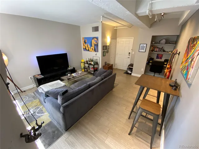 $300,000 | 444 17th Street, Unit 508, Denver, CO 80202