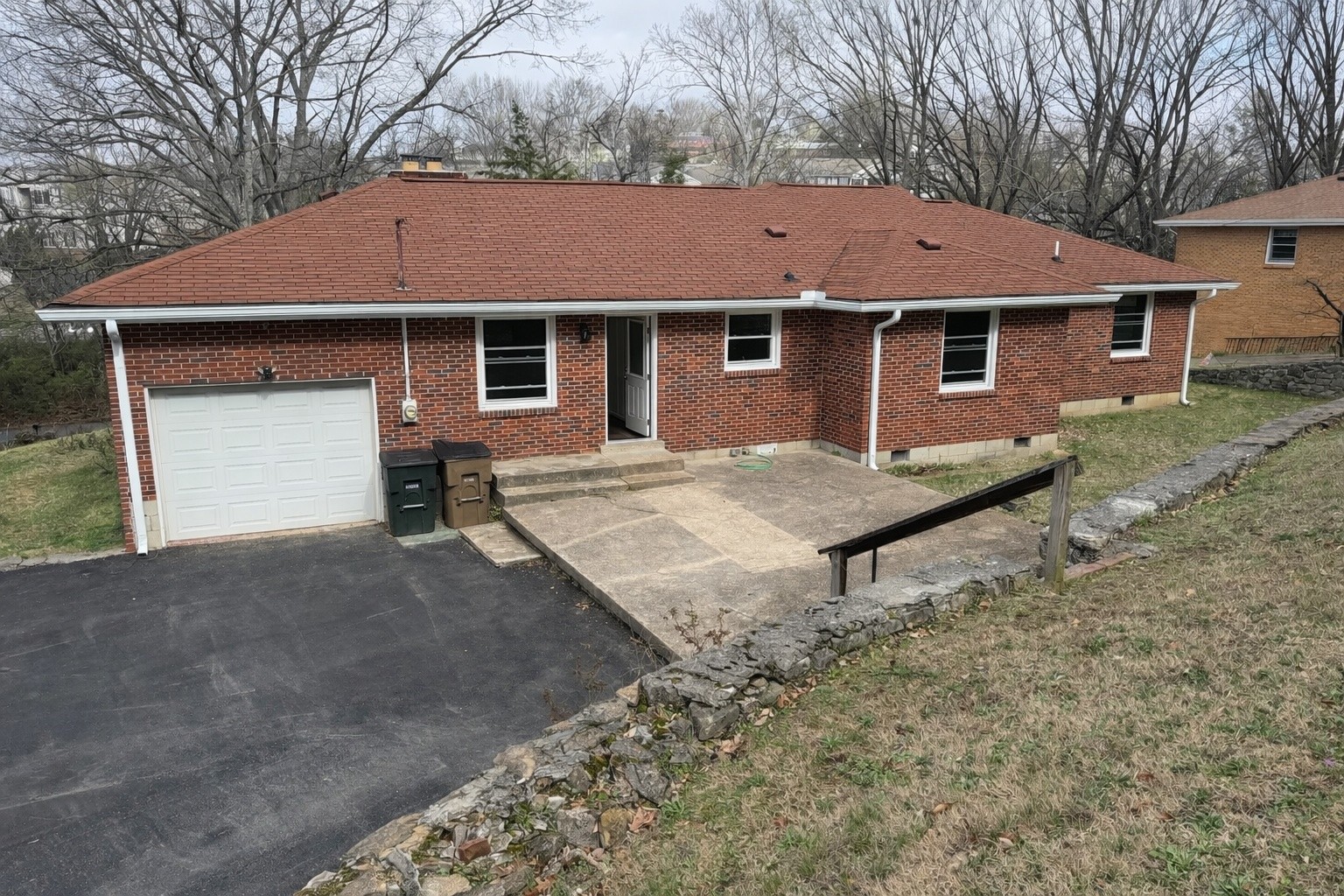 6443 Charlotte Rd Circle Nashville, TN 37209 - Photo 2 of 18