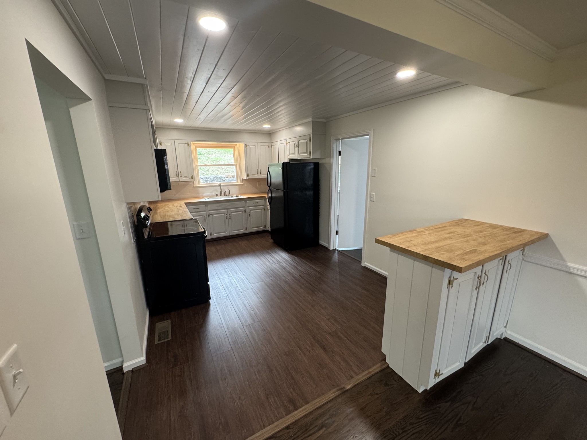 6443 Charlotte Rd Circle Nashville, TN 37209 - Photo 6 of 18