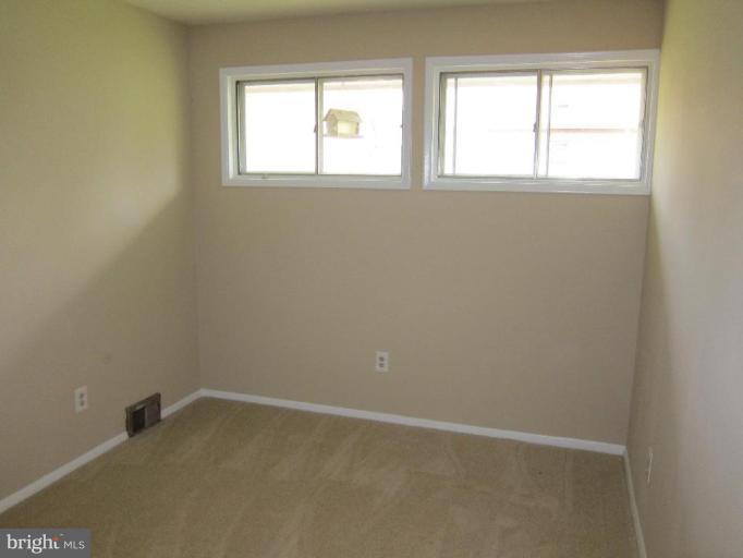 6205 Julian Street Springfield, VA 22150 - Photo 4 of 8 Bedroom #1