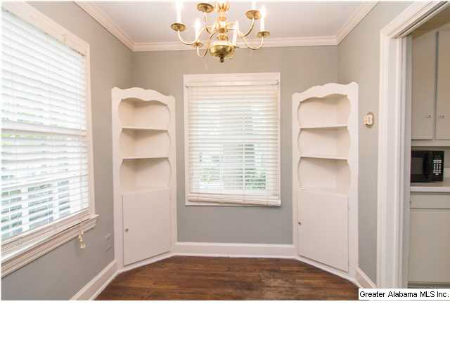 310 Gaineswood Road Birmingham, AL 35209 - Photo 11 of 32