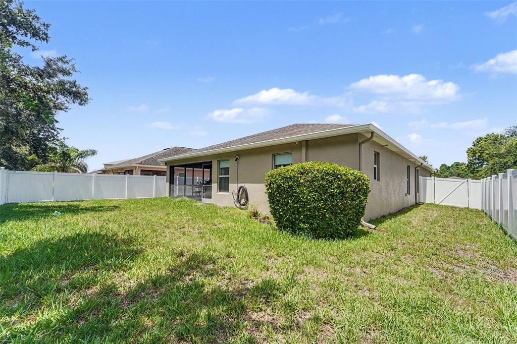 10048 Ives Loop Hudson, FL 34667 - Photo 28 of 34