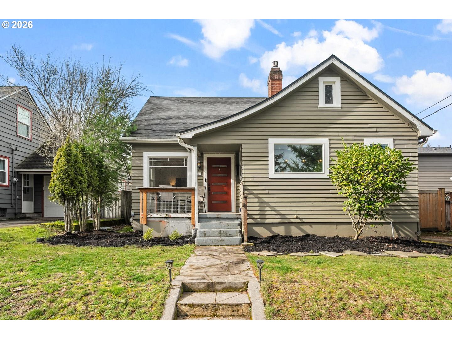a front view of house with yard