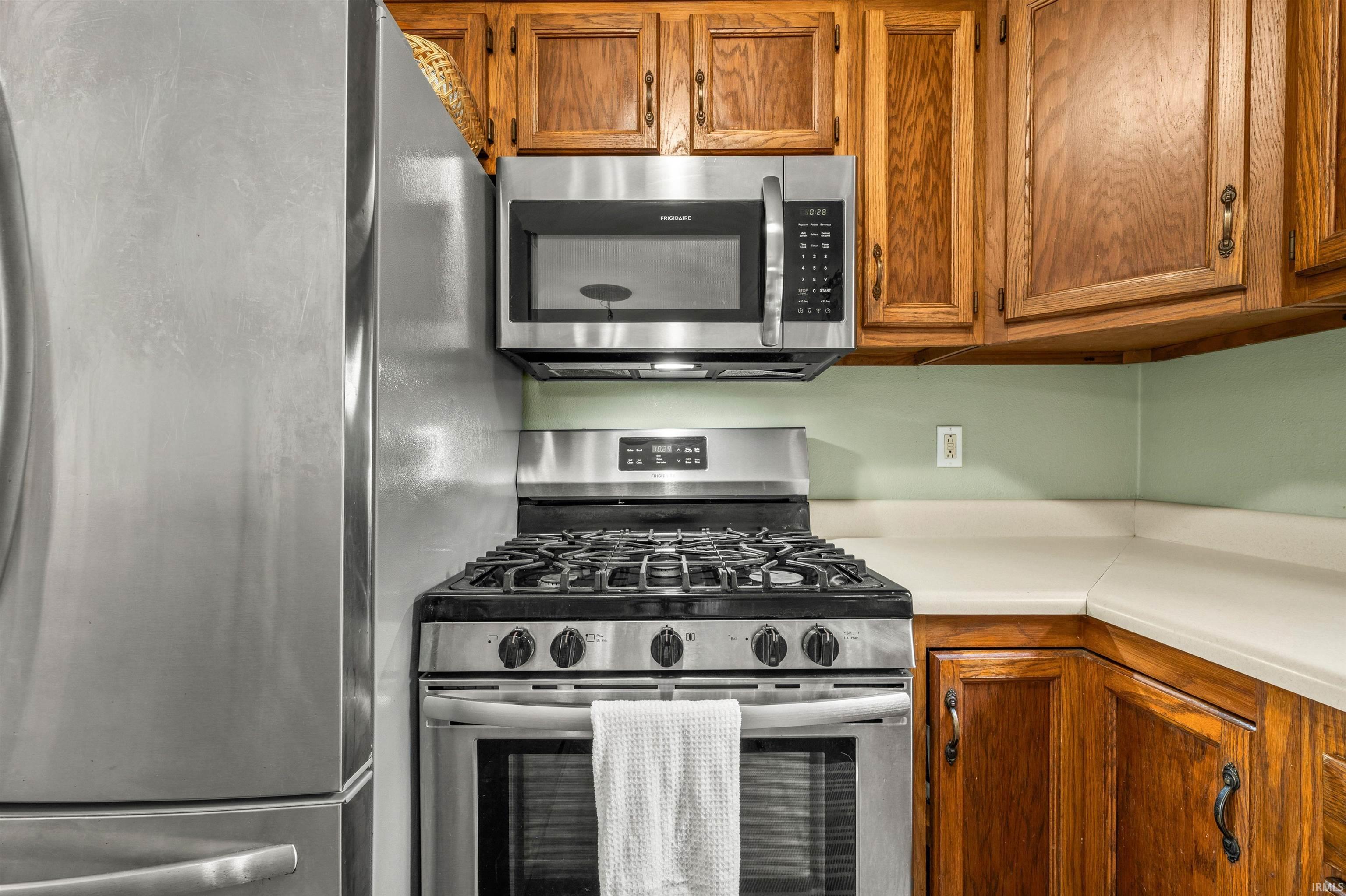 53261 Spring Court Granger, IN 46530 - Photo 16 of 50 Gallery Image 16