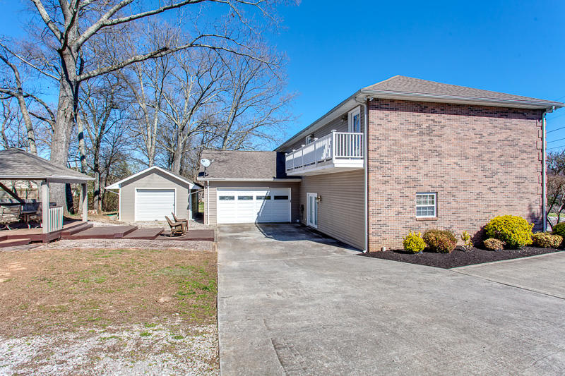 6501 West Emory Road Knoxville, TN 37931 - Photo 4 of 38 049190322-4-6501WEmoryRdKnoxvilleTN-SMAL