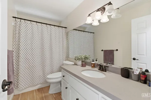 $425,000 | Undisclosed Address, Tehachapi, CA 93561