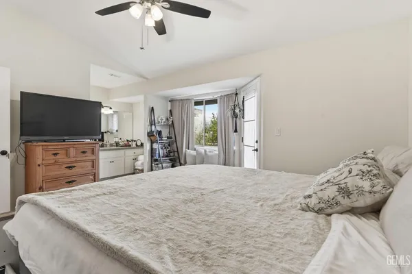 $425,000 | Undisclosed Address, Tehachapi, CA 93561