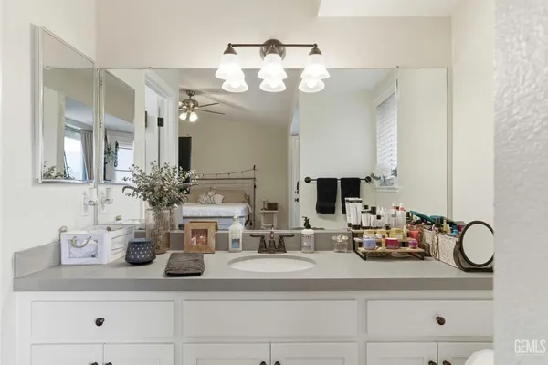 $425,000 | Undisclosed Address, Tehachapi, CA 93561