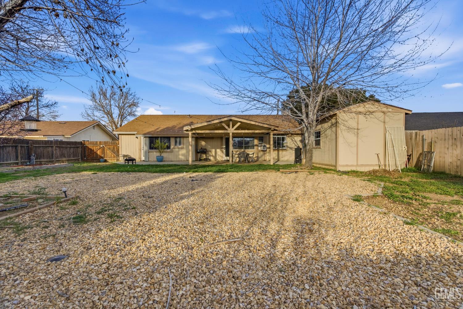 Undisclosed Address Tehachapi, CA 93561 - Photo 37 of 40 a front view of a house with a yard
